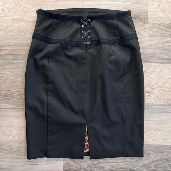 Express Elegant Black Pencil Skirt - Picture 4 of 10